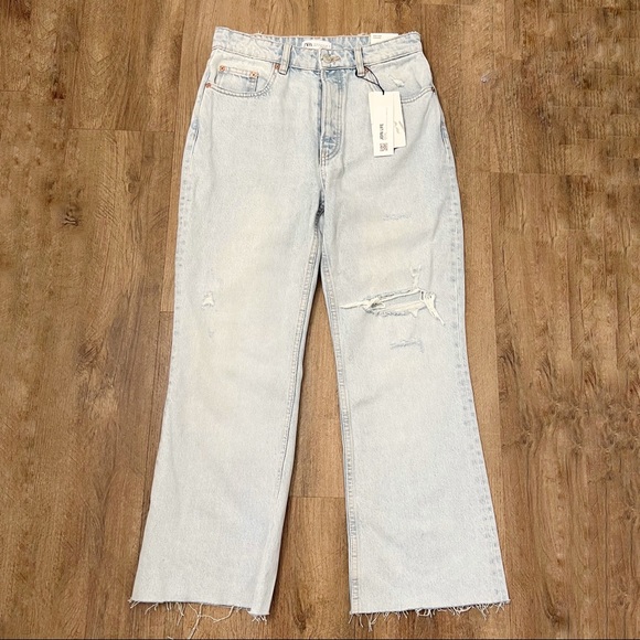 Zara High Rise Cropped Rip Flare Denim Jeans Light Blue - Picture 4 of 12